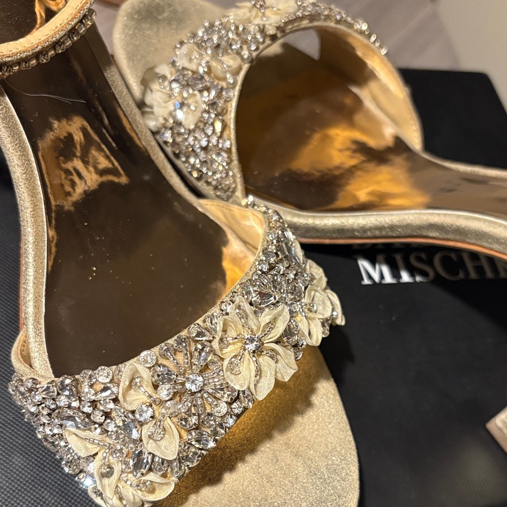 Badgley Mischka Gold Floral Embellished Heels - Picture 4 of 4